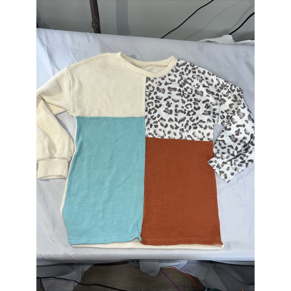 Women's Cheetah,Seafoam ,Color Block Patch Thanksgiving Size MediumNEW 401